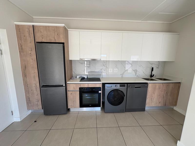 To Let 1 Bedroom Property for Rent in Richwood Western Cape